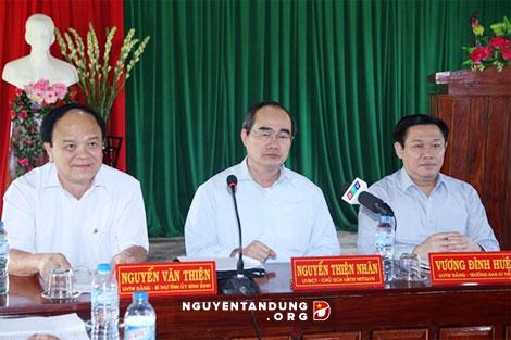 Председатель ЦК ОФВ Нгуен Тхиен Нян посетил провинцию Биньдинь